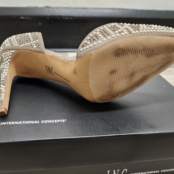 International Concepts Studded Heels - Picture 4 of 6